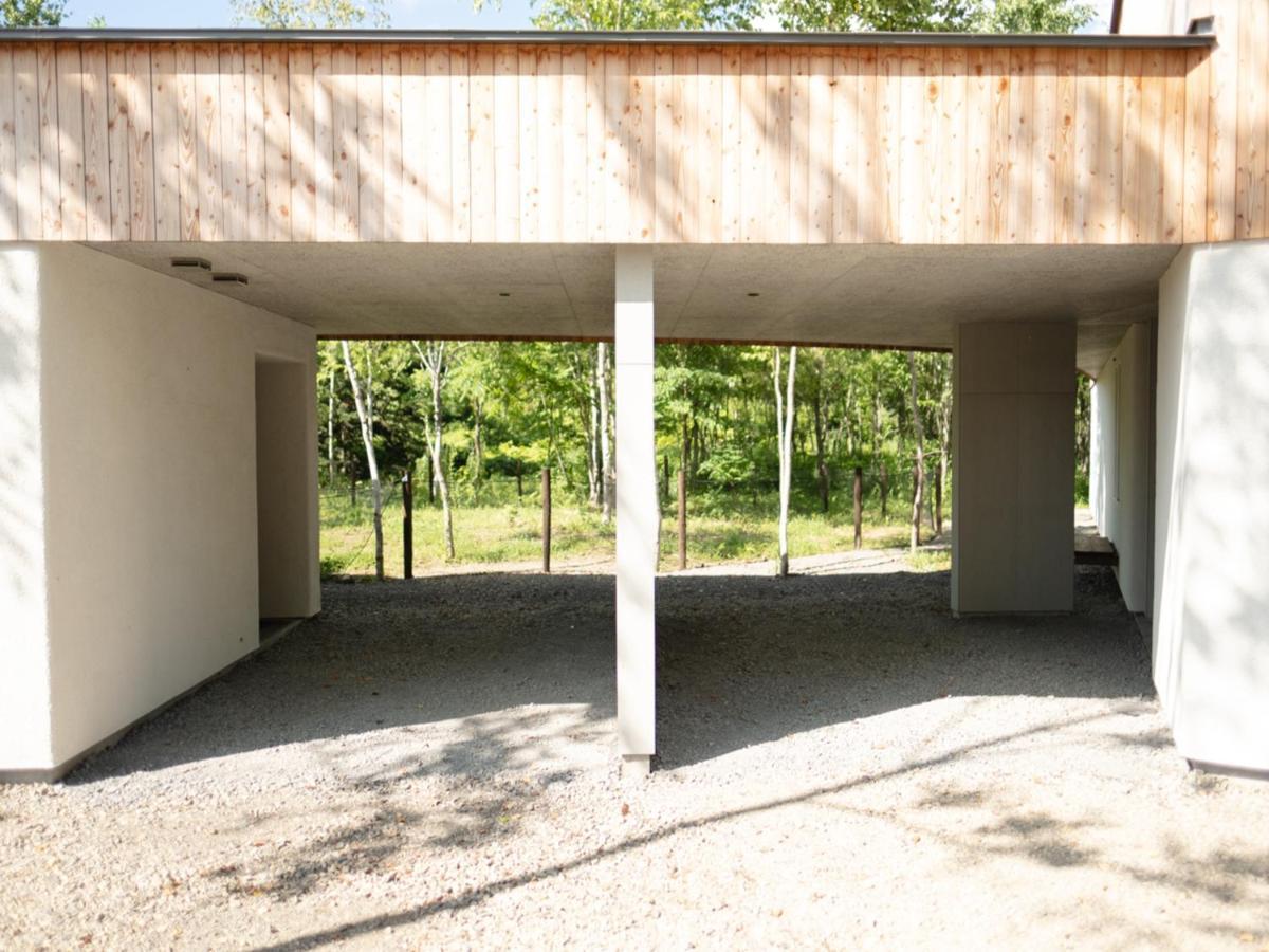 Gasthaus Coboushi オモヤ Niseko Exterior foto