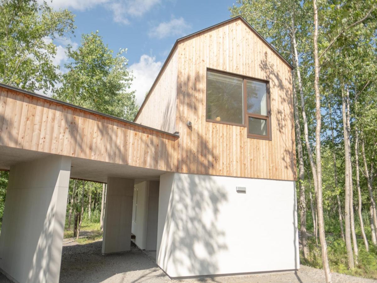 Gasthaus Coboushi オモヤ Niseko Exterior foto